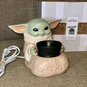 Scentsy Full Size Wax Warmer Star Wars Grogu The Mandalorian The Child Baby Yoda
